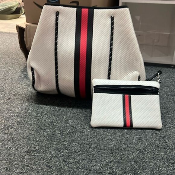 Coated Neoprene Tote Bag - White Red & Black Striped Bag w Matching Pouch - Picture 1 of 2